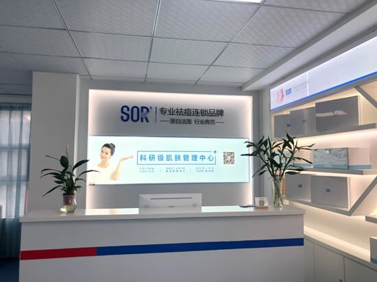 脖子后面长痘痘是什么原因，该怎么办？