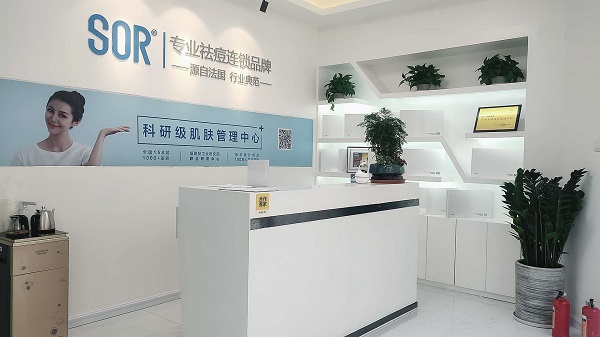 鼻子黑头贴怎么撕 鼻子长黑头有哪些危害