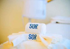 背后长痘痘的原因