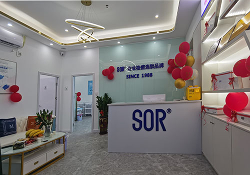 如何判断你的皮肤是否缺水，加强保湿这样做