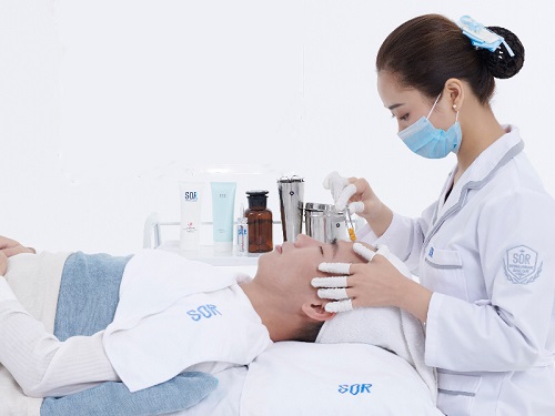 毛孔粗大怎么办?护肤品对毛孔收缩有作用吗?